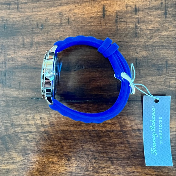 Tommy Bahama Women's Silicone Strap Watch - Picture 3 of 7